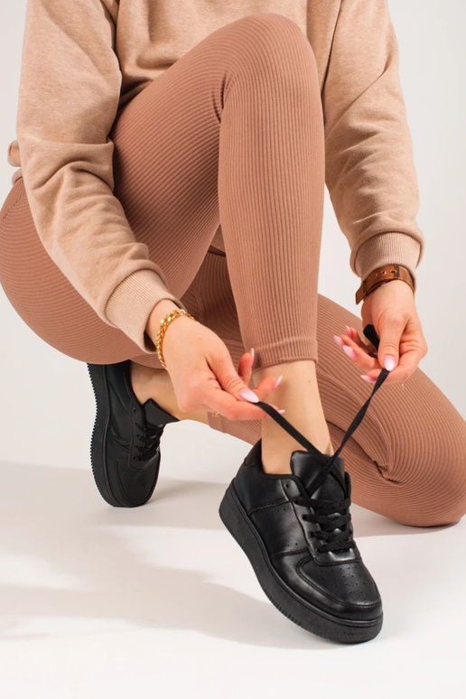 mustad spordijalatsid Shelovet mustad spordijalatsid Shelovet