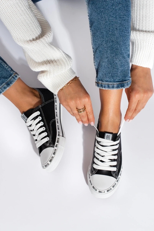 Klassikalise mudeli Naiste saapad... Klassikalise mudeli Naiste saapad...