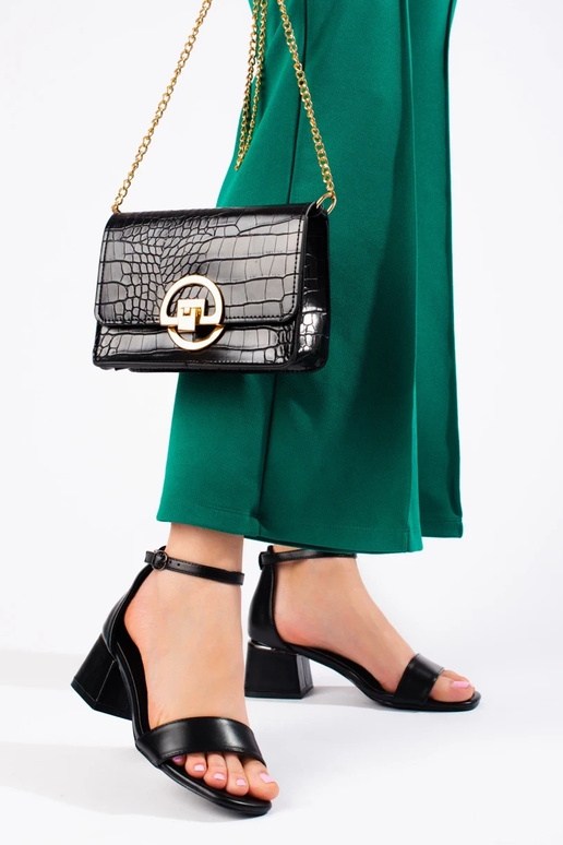 mustad  kingad  Vinceza mustad  kingad  Vinceza