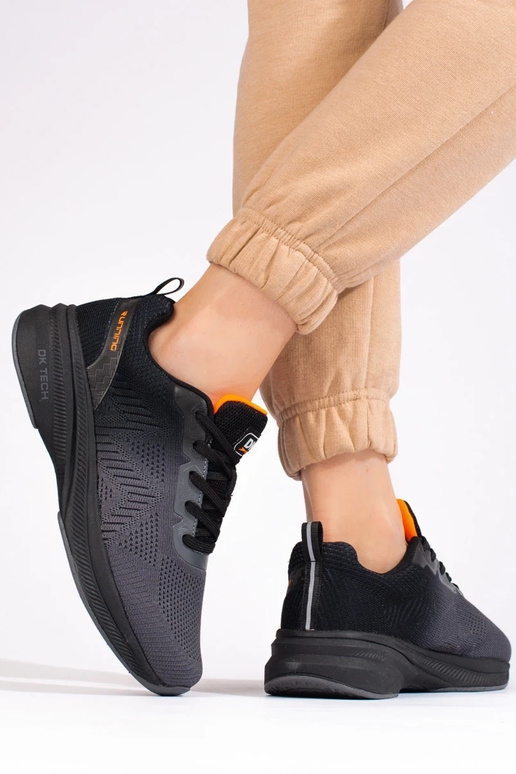 Sportliku stiiliga naiste kingade  DK Sportliku stiiliga naiste kingade  DK