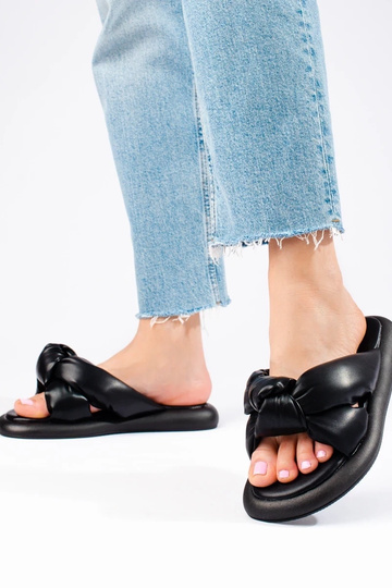 Mustad plätud Shelovet 2