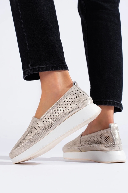 Kuldne Nahk Ażuuri Poolsaapad