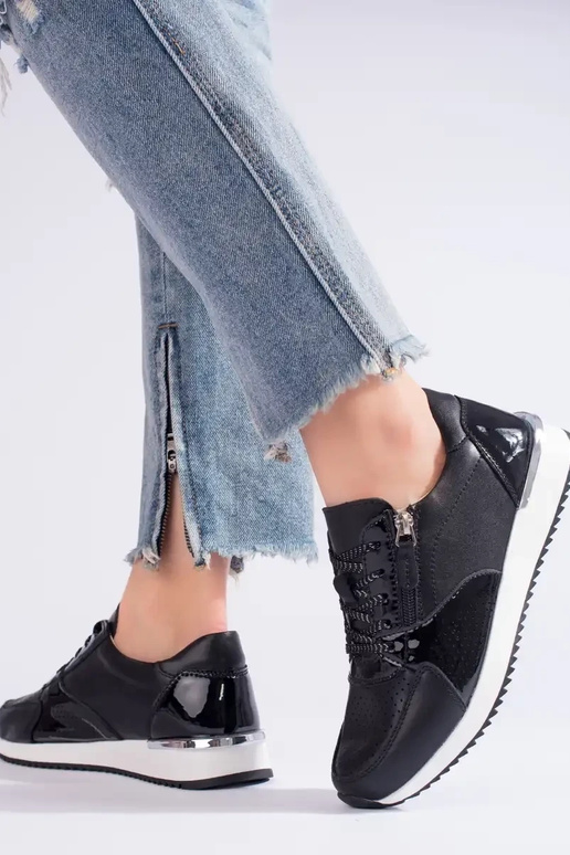 nahast naiste spordijalatsid musta värvi nahast naiste spordijalatsid musta värvi