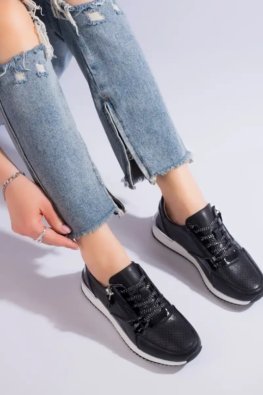 nahast naiste spordijalatsid musta värvi nahast naiste spordijalatsid musta värvi