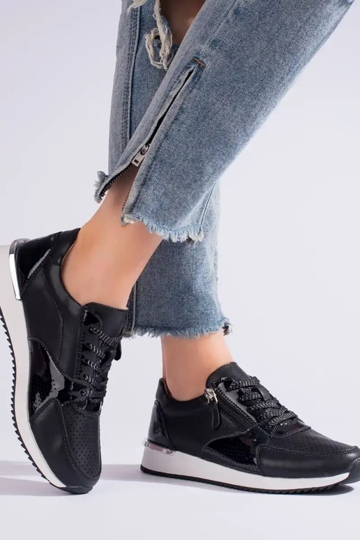 nahast naiste spordijalatsid musta värvi nahast naiste spordijalatsid musta värvi