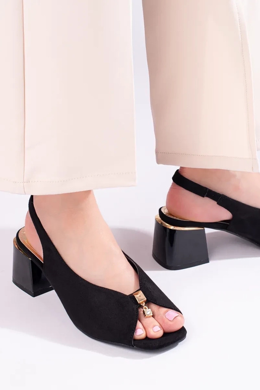 mustad  kingad   kõrge kontsaga Shelovet mustad  kingad   kõrge kontsaga Shelovet