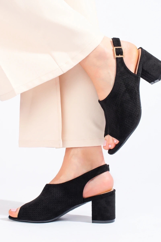 kingad  Mustad Shelovet