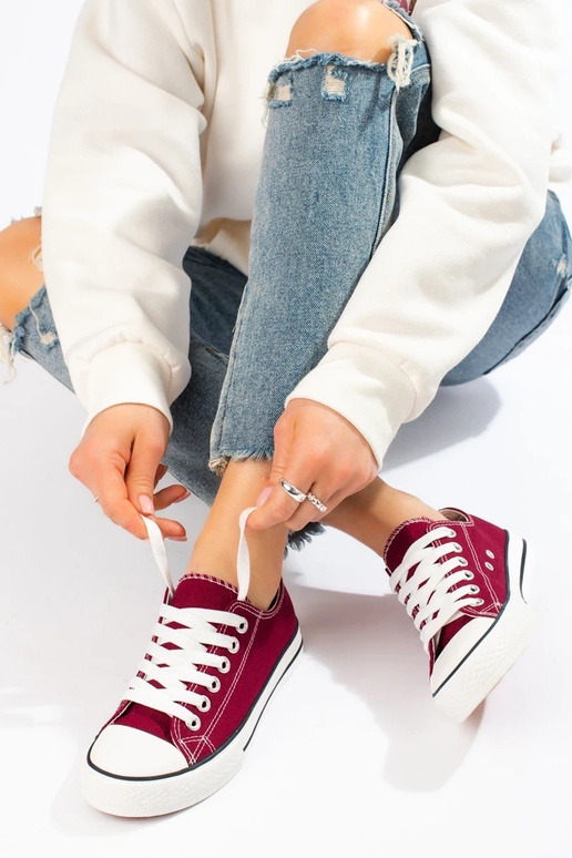 kingad burgundi värvi Shelovet