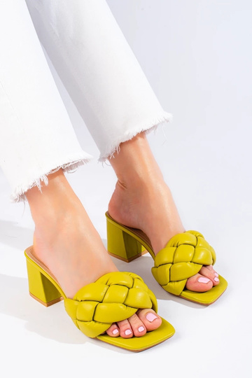 Rohelist värvi  plätud... 2