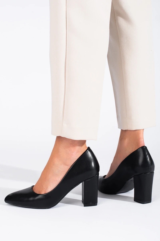 elegantse stiiliga mustad kõrge... elegantse stiiliga mustad kõrge...