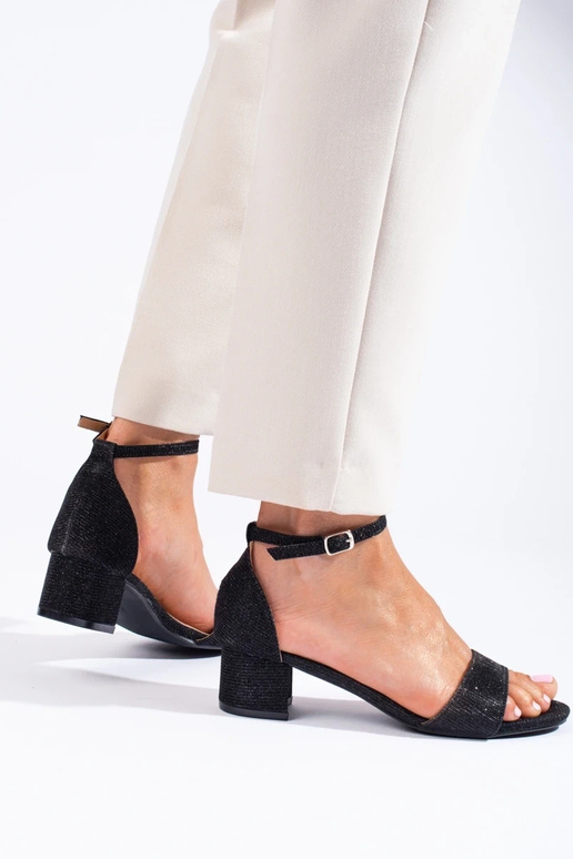 Elegantsed  kingad  Shelovet Mustad Elegantsed  kingad  Shelovet Mustad