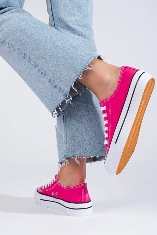 kingad tumeroosad värvi Shelovet