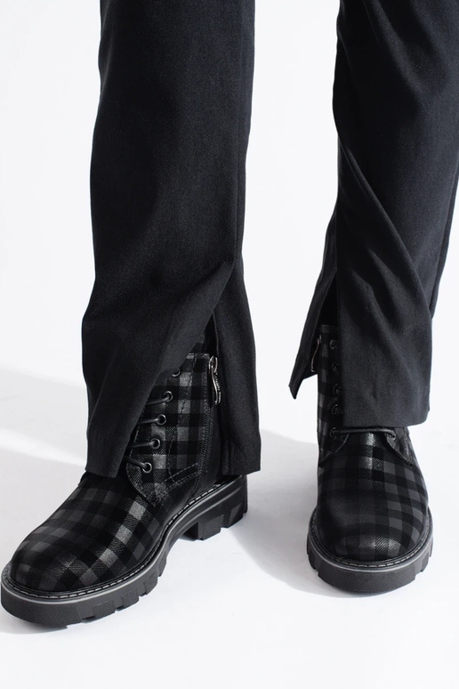 Pealiste saapad ruuduline naiste omad