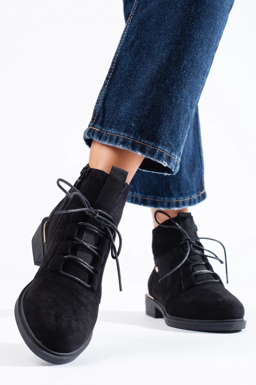 Mustad sametkingad Mustad sametkingad