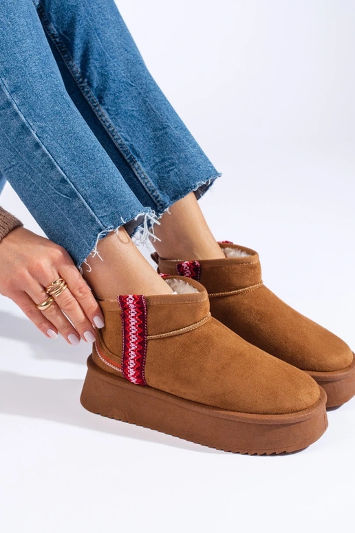 seemisnakhsed Pealiste lumesaapad kaamel