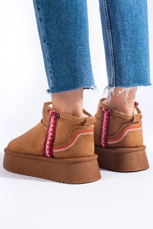 seemisnakhsed Pealiste lumesaapad kaamel