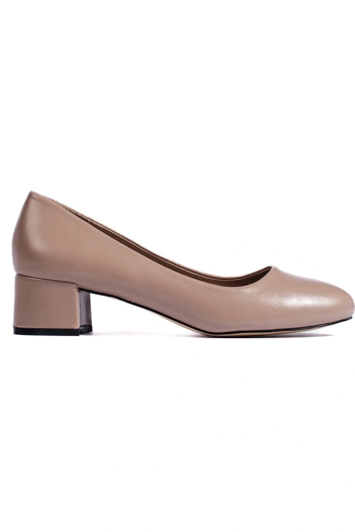 Kõrge kontsaga kingad