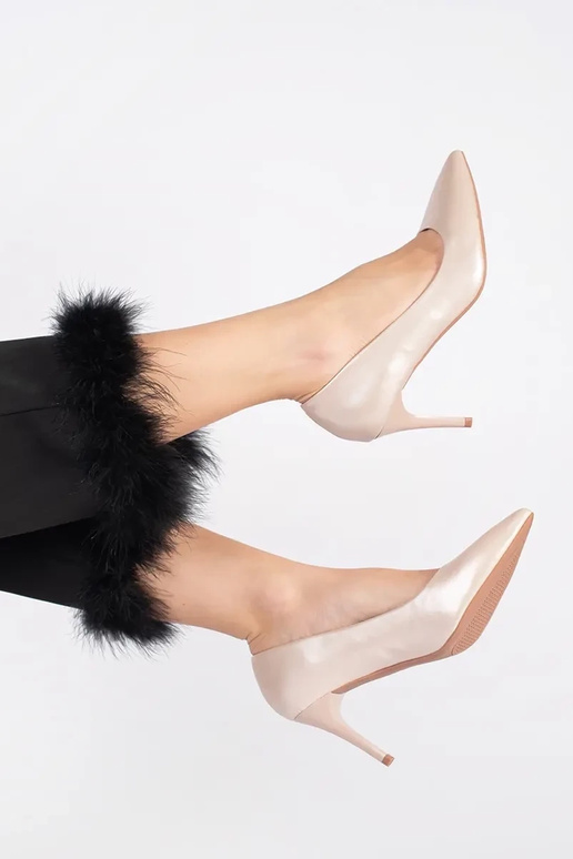 Kõrge kontsaga kingad Kõrge kontsaga kingad