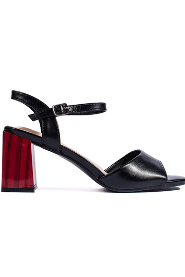 sandaalid   Mustad kõrge...