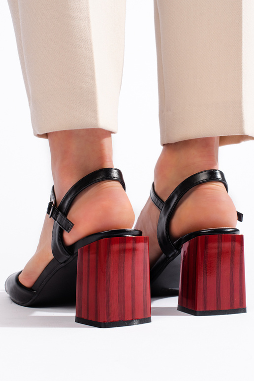 sandaalid   Mustad kõrge kontsaga