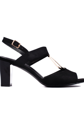 mustad kingad  kõrge kontsaga