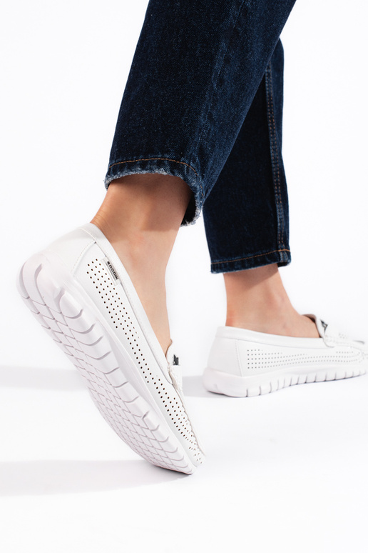 Naiste mokassiinid valge värv