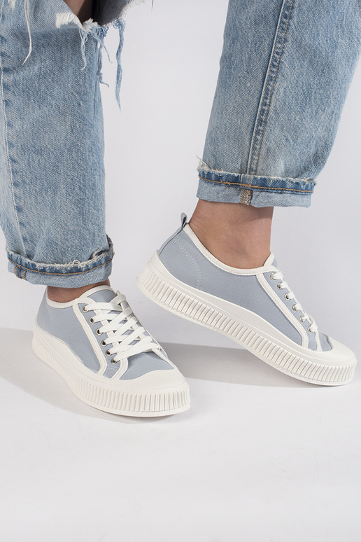 Naiste saapad  platvormiga Naiste saapad  platvormiga