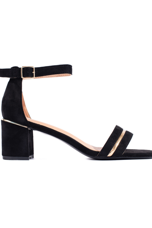 mustad  kingad kõrge kontsaga