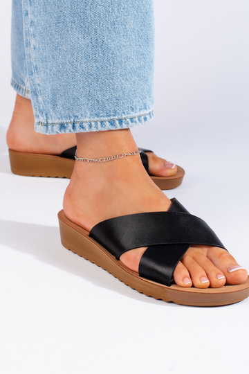 mustad  plätud platvormiga 2