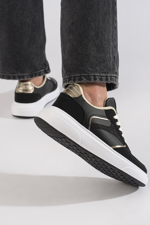 Moekad vabaajajalatsid Mustad