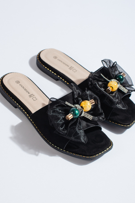 mustad   plätud mustad   plätud