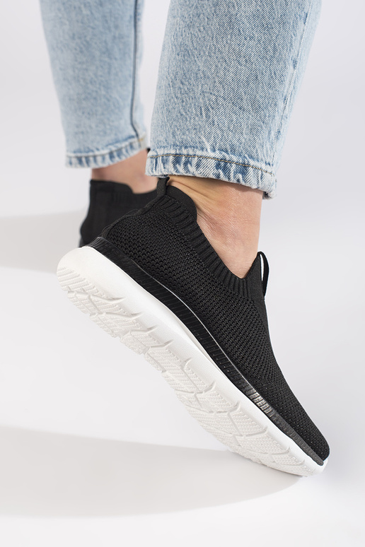 naiste kingad Mustad