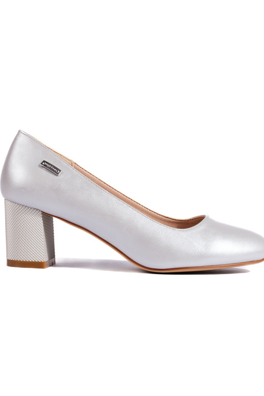 Hõbedat värvi poolsaapad kõrge...