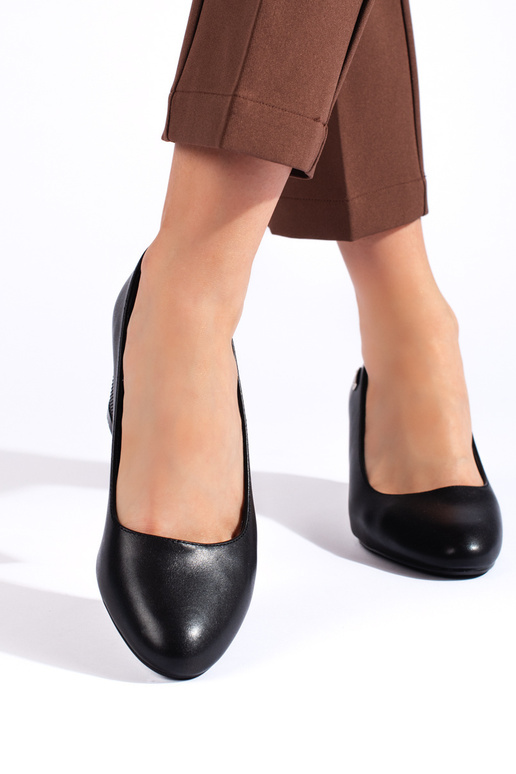 mustad poolsaapad kõrge kontsaga...