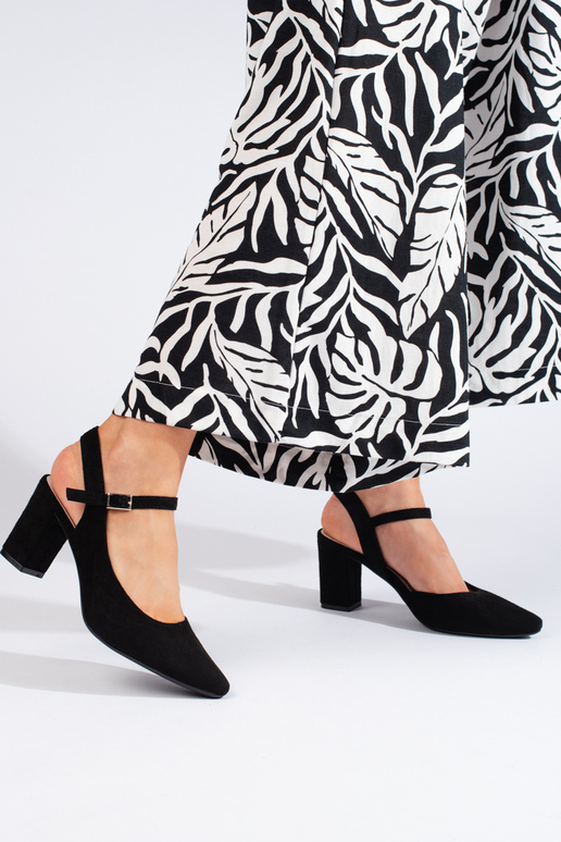 poolsaapad Mustad Sergio Leone poolsaapad Mustad Sergio Leone