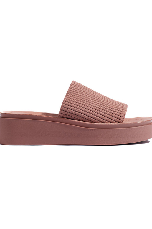 tumeroosad värvi plätud tumeroosad värvi plätud