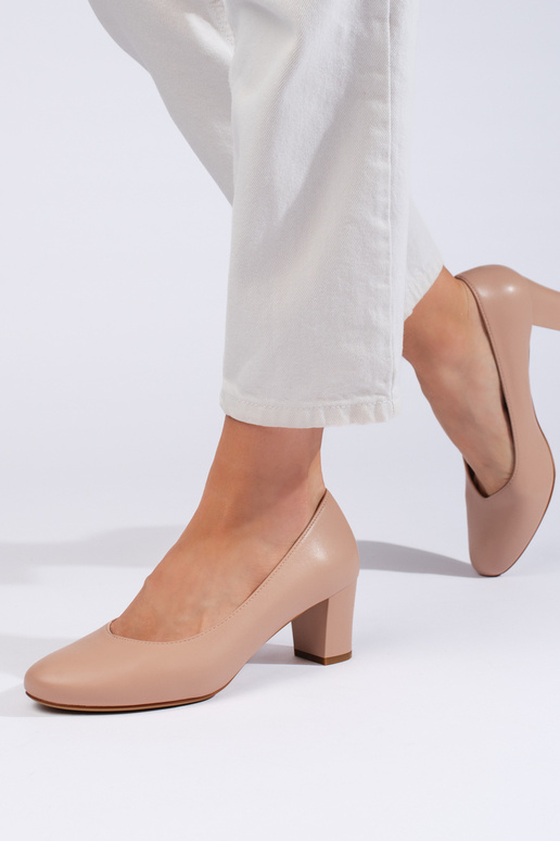 Elegantsed beeži värvi poolsaapad Elegantsed beeži värvi poolsaapad