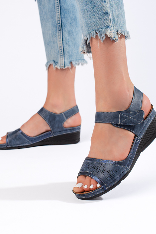 Sinist värvi kingad