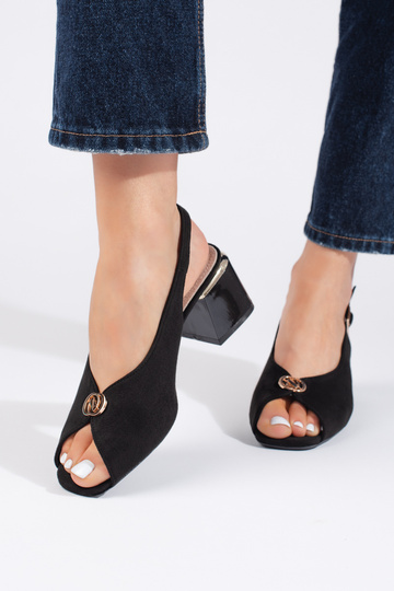 Elegantsed  kingad  Mustad 2