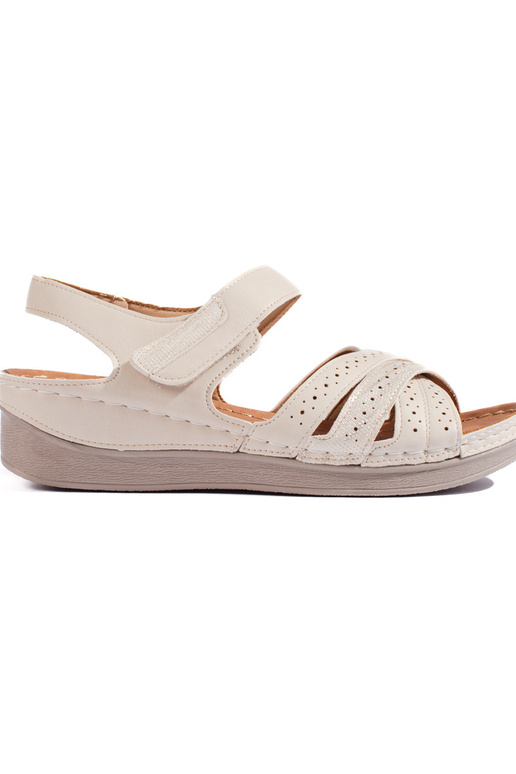 beeži värvi kingad