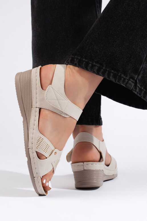 Mugavad väikese platvormiga naiste...