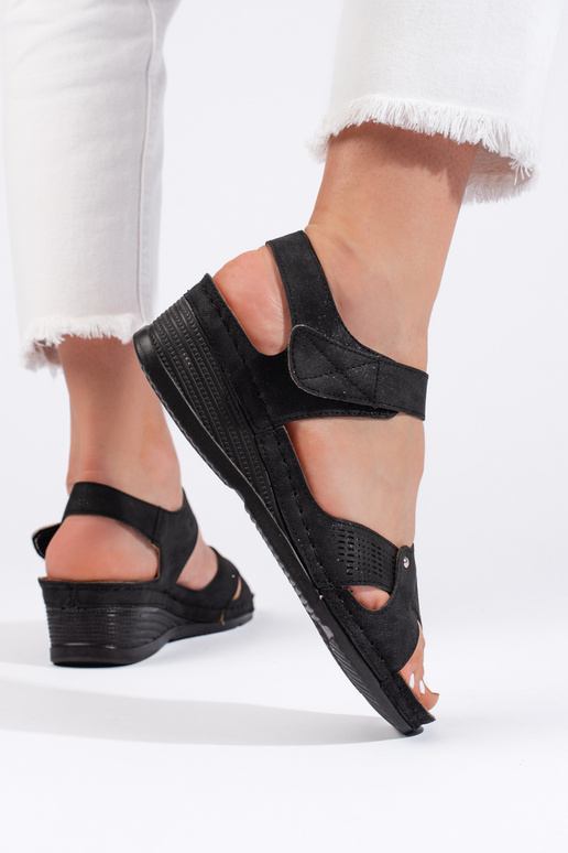 Mugavad väikese platvormiga naiste... Mugavad väikese platvormiga naiste...