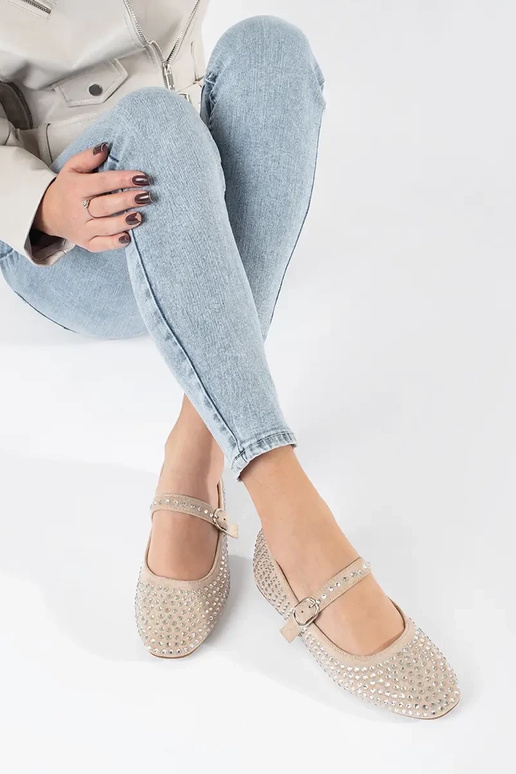 Bezosissee naiste omad baleriinad z...