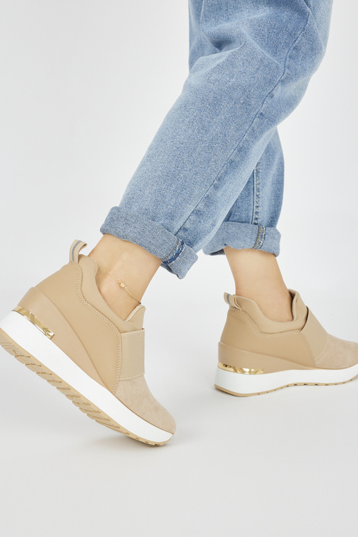 pruunid värvi seemisnahk Pealiste... pruunid värvi seemisnahk Pealiste...