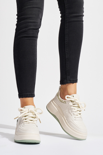 Pealiste omad Msuud... 2