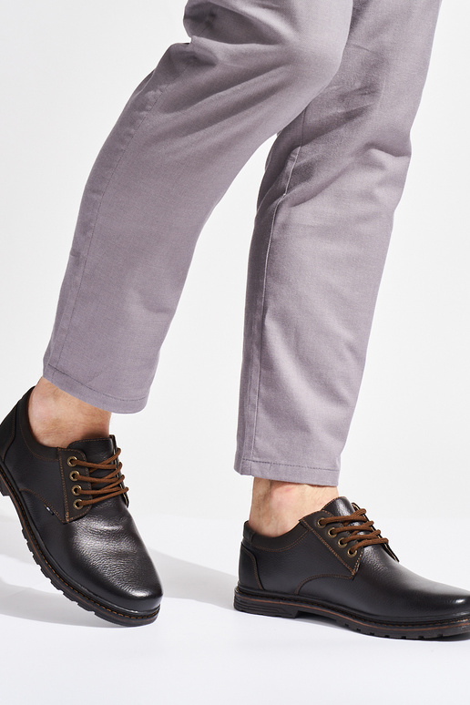 meestele pruunid värvi kingad pitsitud