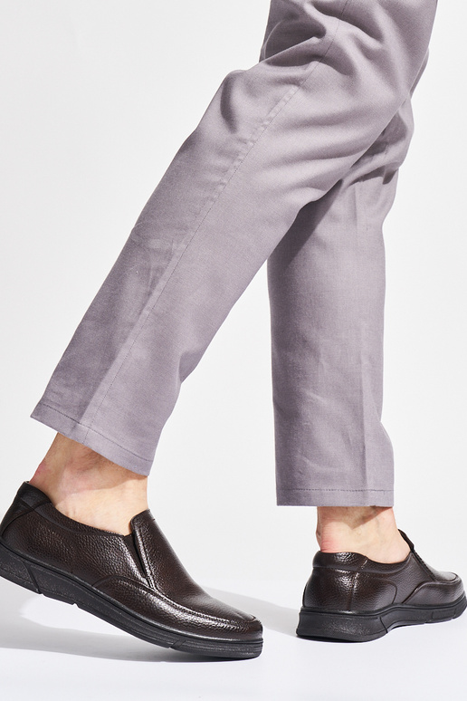 pruunid värvi mokassiinid meeste omad...