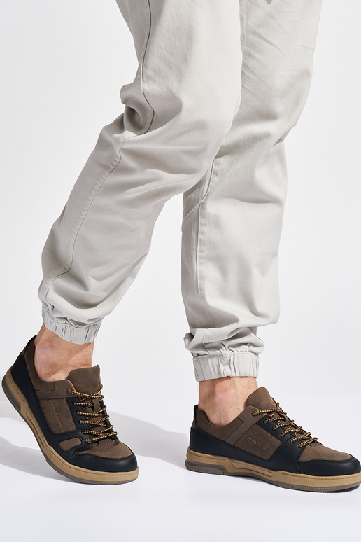 Must-pruunid värvi meeste omad naiste...