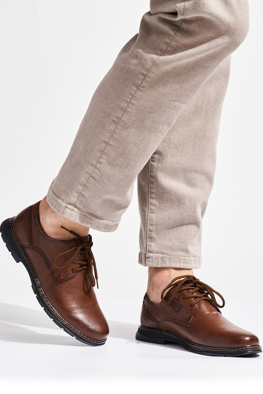 meestele kingad seotud