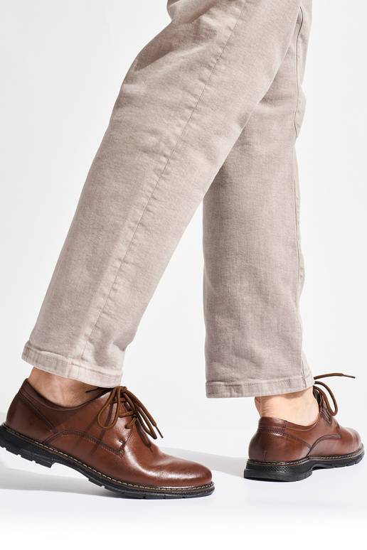 meestele kingad seotud